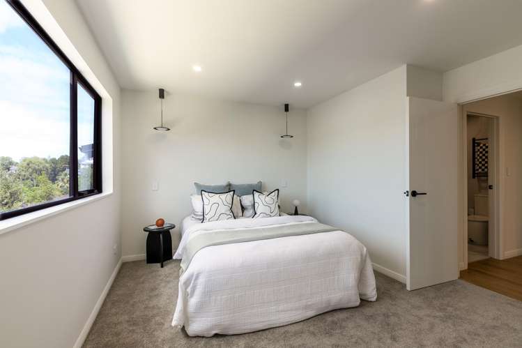 15A Lavery Place Sunnynook_10