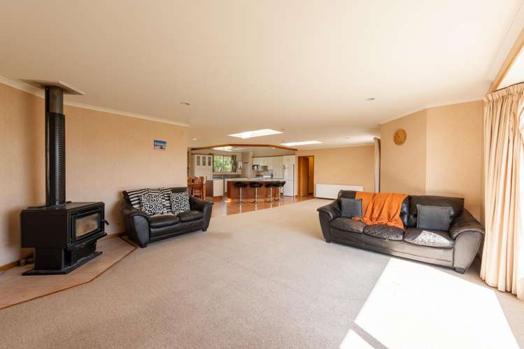 727 Waimea Valley Road Mandeville_6