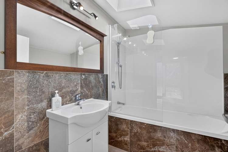 121 Teal Valley Road Hira Forest_14