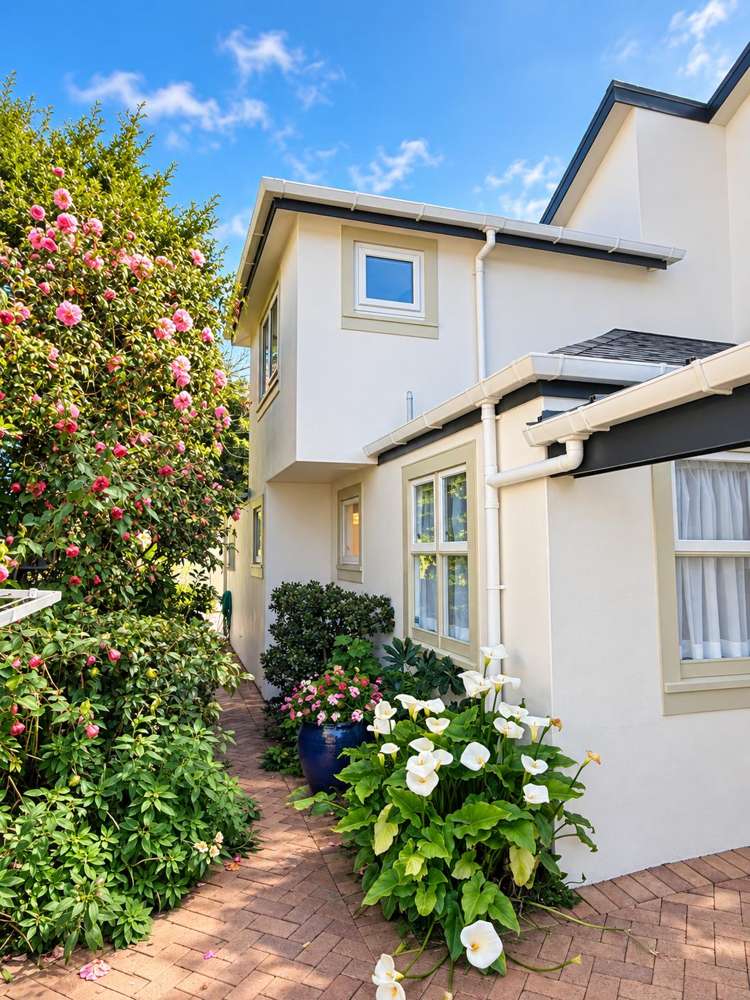 1/127 Woburn Road Woburn_24