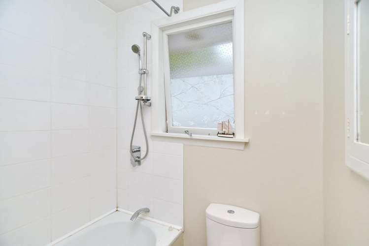 8 Packe Street Edgeware_9