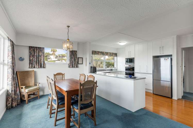 1/4 Elizabeth Place Mairangi Bay_6