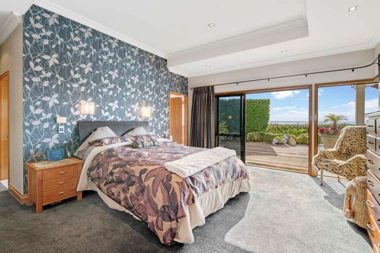 1 Myra G Place Stanmore Bay_12