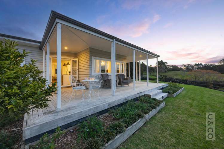 93 Alf Access Road Helensville_33