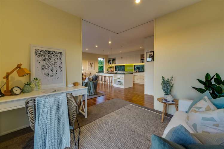 73 Te Awakura Terrace Mount Pleasant_8