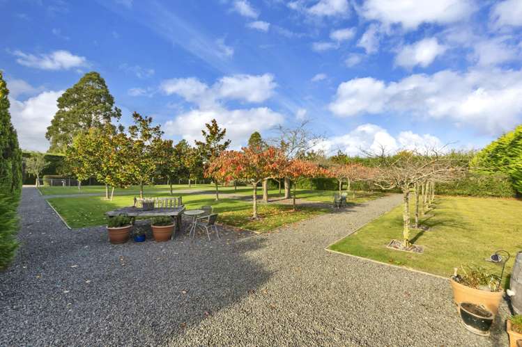 356 Halkett Road West Melton_27