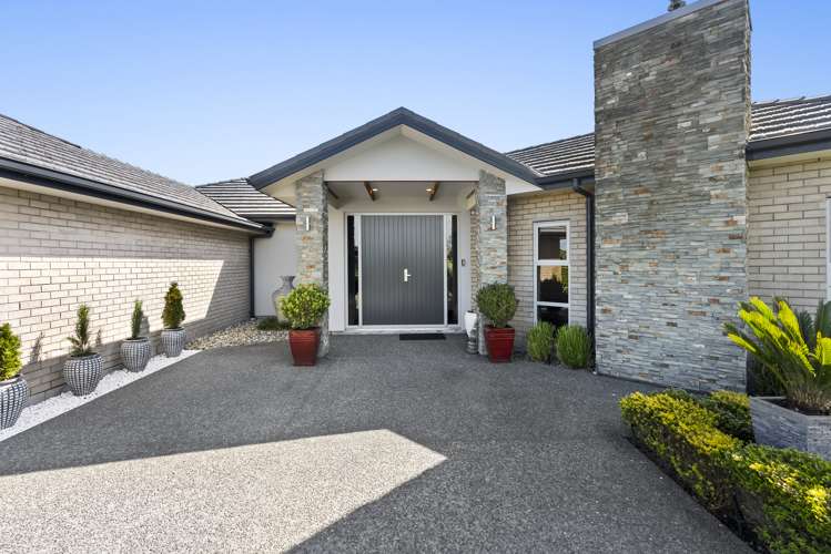 5 Links Drive Waiwhakaiho_2