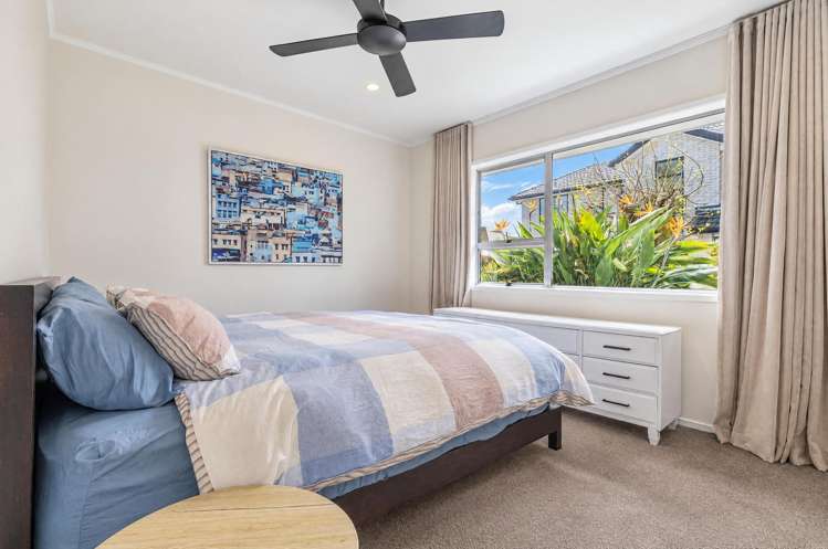 12 Rene Place Sunnyhills_16