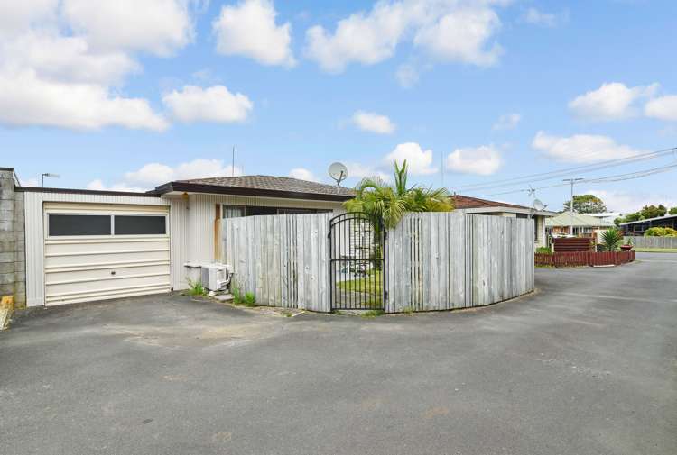 2/9 Leander Street Mount Maunganui_14