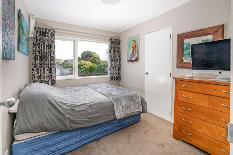 28 Welland Place Island Bay_14