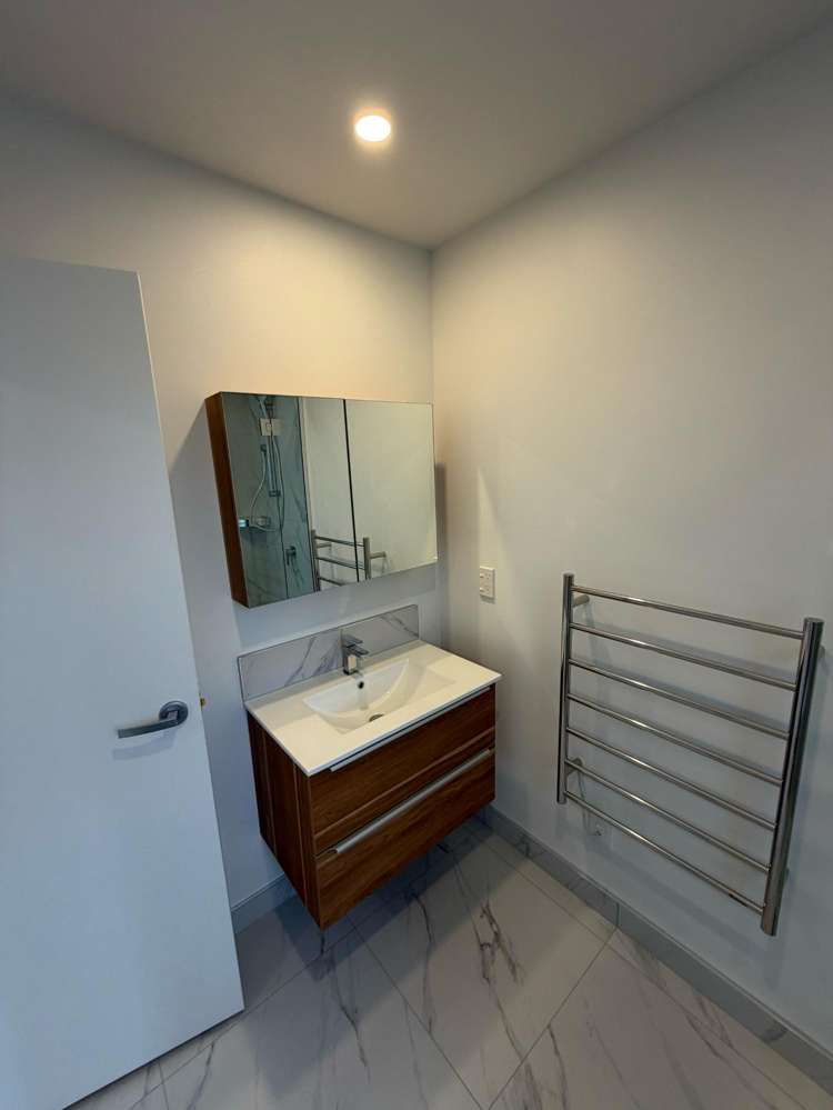 1/17 Winchester Street Merivale_6