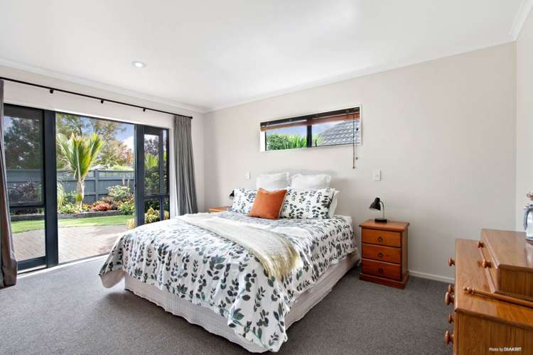 55 Newbliss Crescent East Tamaki Heights_9