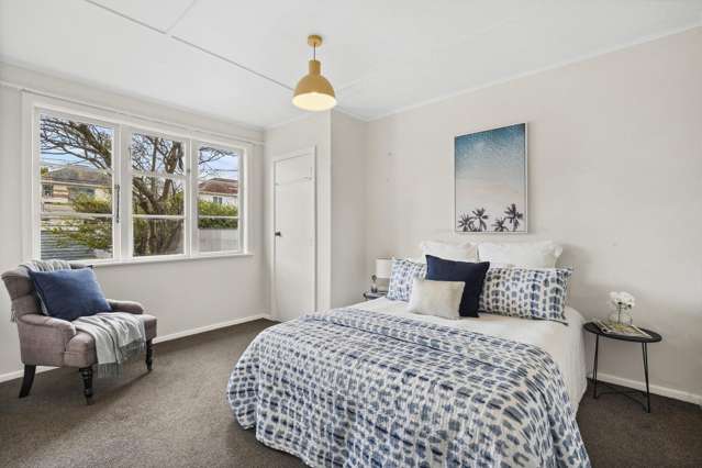 53 Hewer Crescent Naenae_3
