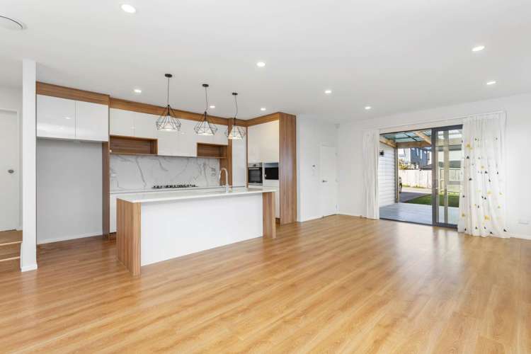403 Ormiston Road Flat Bush_8