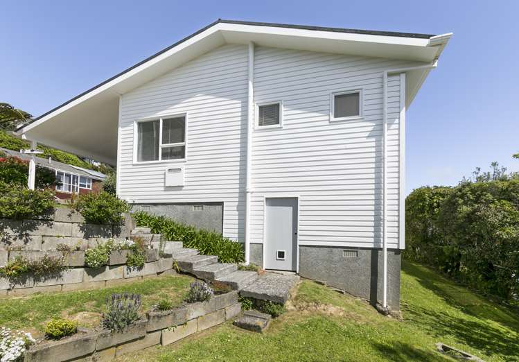2 Beavis Lane Karori_16
