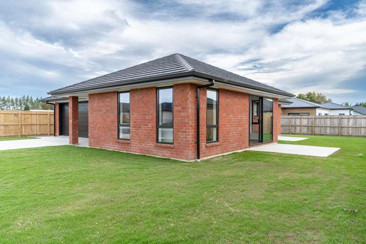 7 Georgina Beyer Way Carterton_19