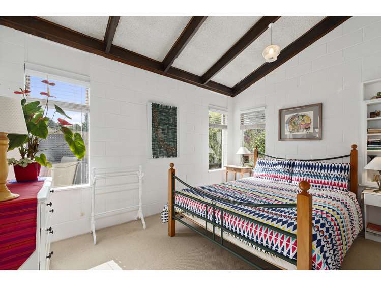 1/6 Bronwyn Place Torbay_9