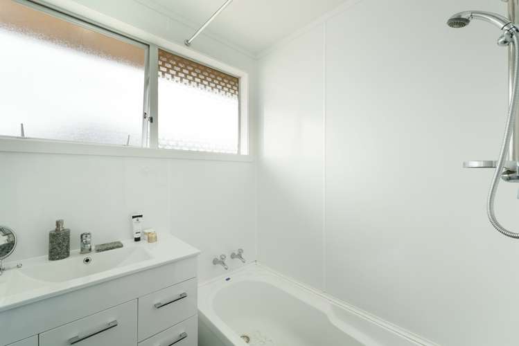 53 Puriri Crescent Edgecumbe_9