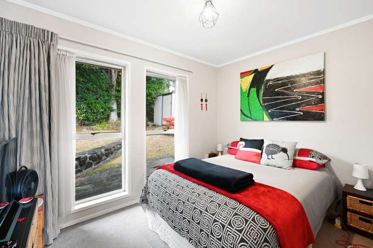 348 Cobham Drive Hillcrest_6