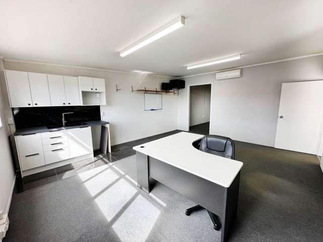 Unit 2/28 Moselle Avenue Henderson_4