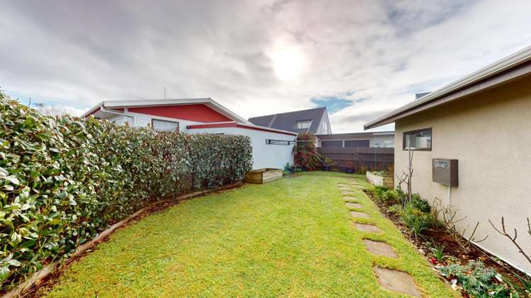  10 Essex Place Springvale_17
