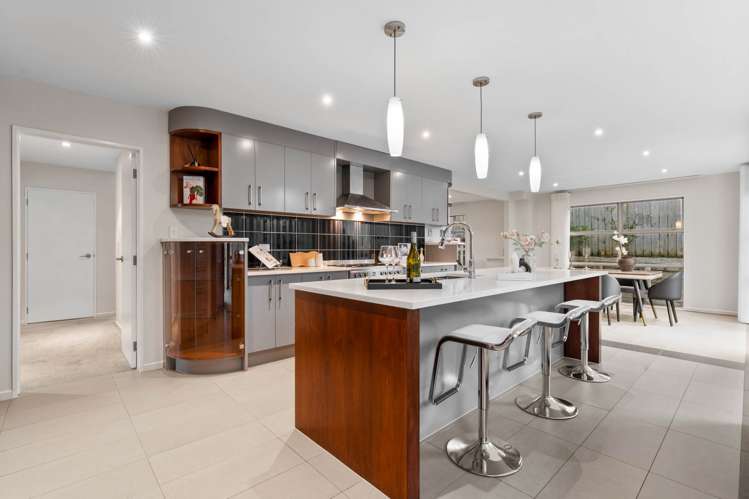 8 Springvale Drive Albany_10