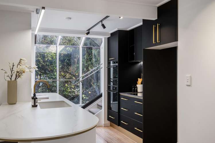 32 Weston Avenue Mount Albert_9