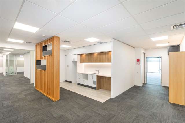 B3/92 Russley Road Russley_4