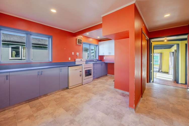 19 Howard Road Taradale_7