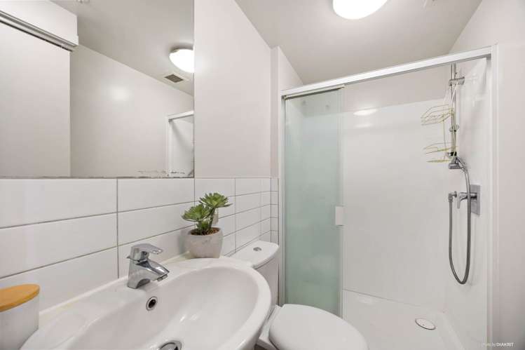 6J/208 Hobson Street City Centre_7