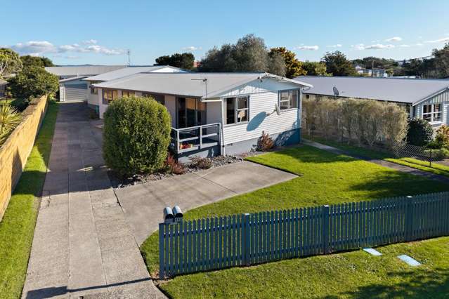 Deceased Estate - RENOVATE, ADD VALUE OR MOVE IN!