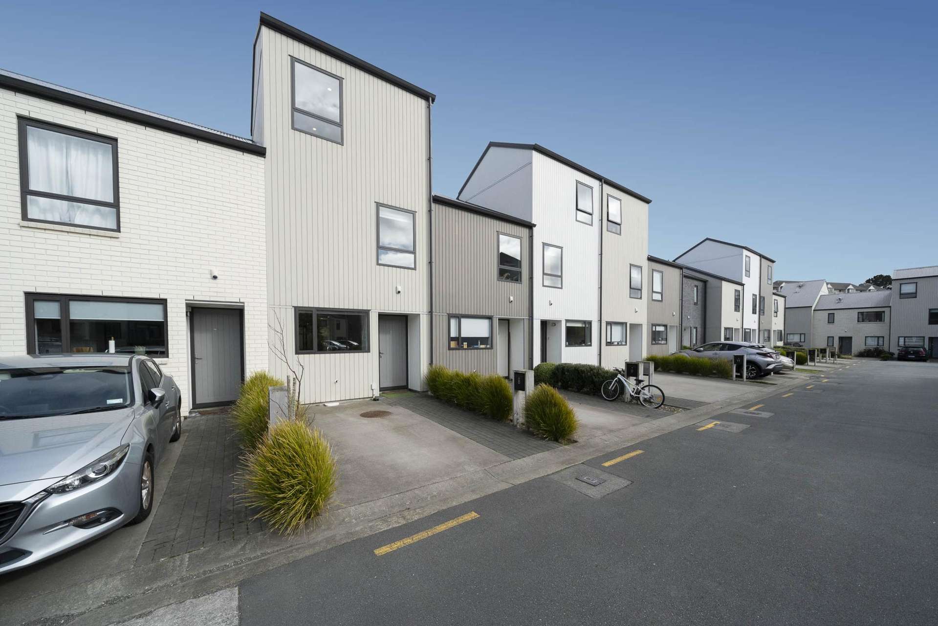 8/170 Fraser Avenue Johnsonville_0