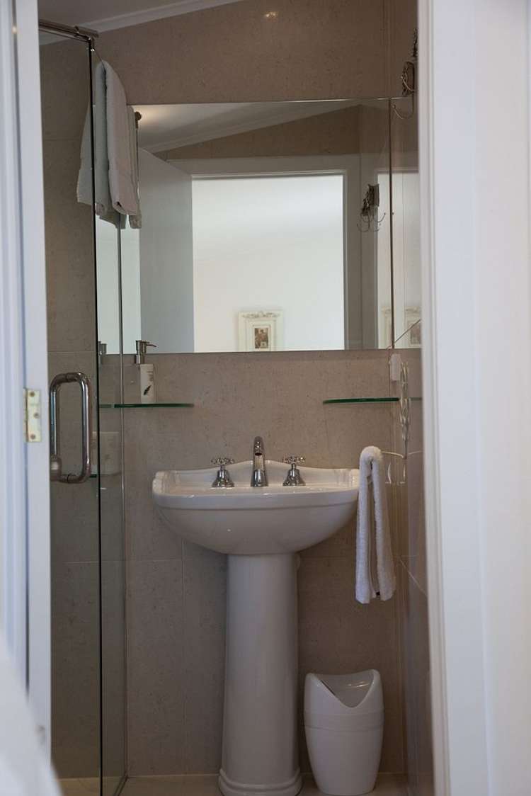 French Studio/3635 Cambridge Road Cambridge_3