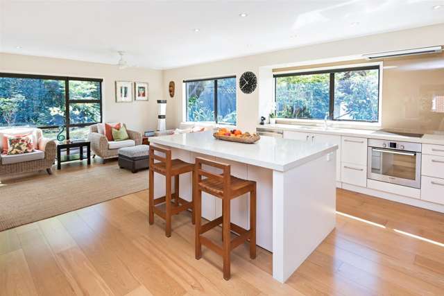 12a Glenfern Road Mellons Bay_2