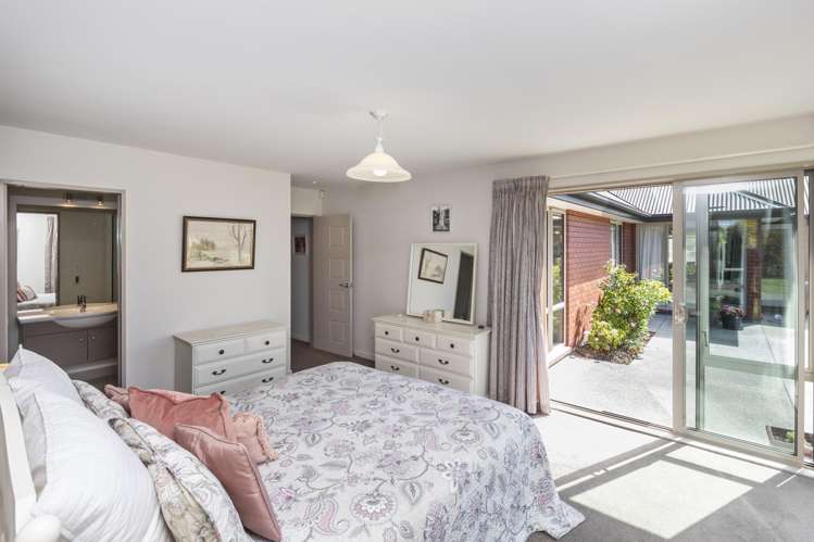 18 Fifetuscan Way Lincoln_12