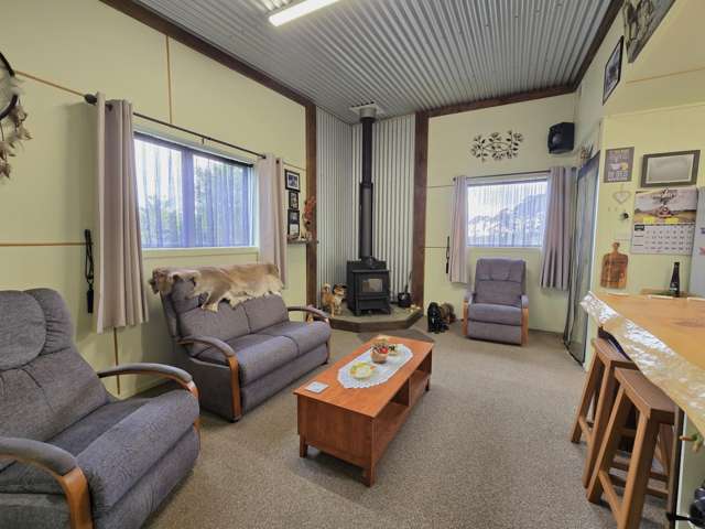 4 West Drive Hokitika_3