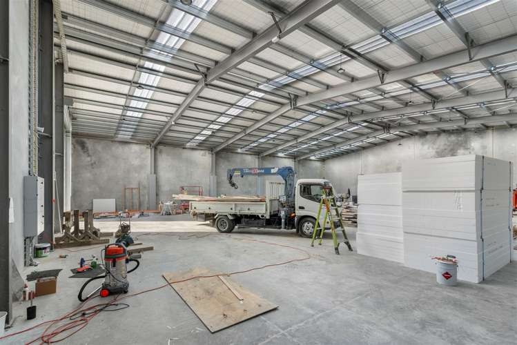 42 Factory Drive Rolleston_9