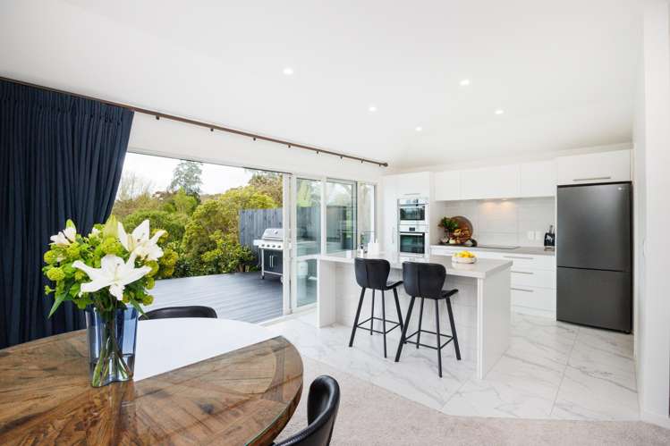 28 Cashmere Drive Fitzherbert_2