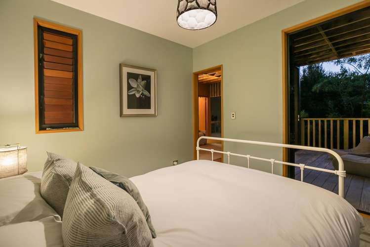 27 Queens Drive Oneroa_23