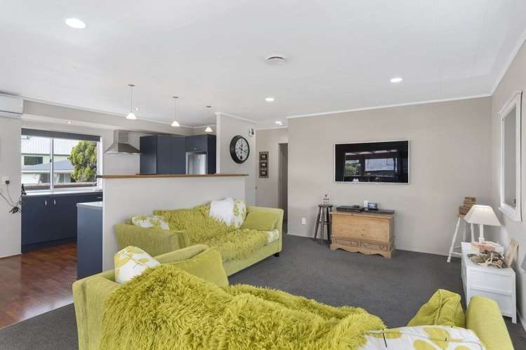 1097 Papamoa Beach Road Papamoa_5