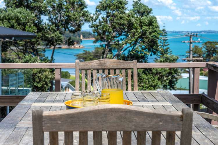 2 Bryan Road Surfdale_3