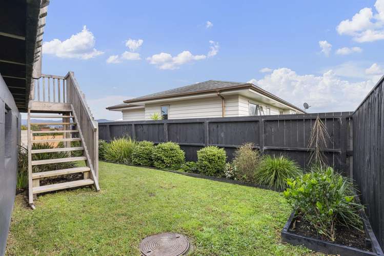 27 Kirrie Avenue Te Atatu South_32