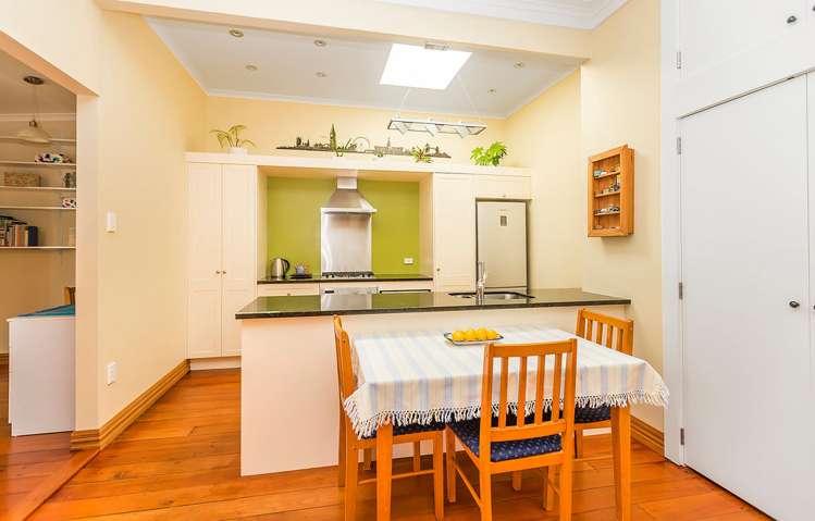 15 Aparima Avenue Miramar_11