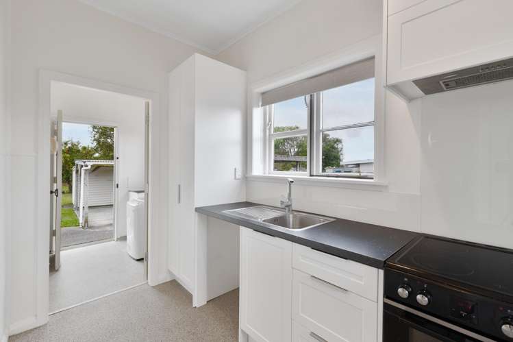 21 Robert Street Marton_2