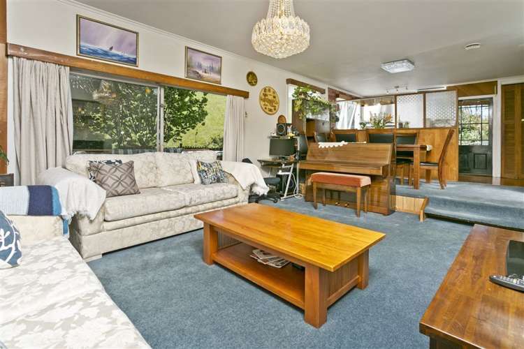 25 Totaravale Drive Totara Vale_7