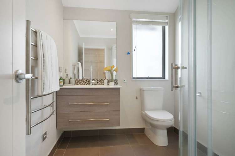 12 Isobel Road Greenhithe_17