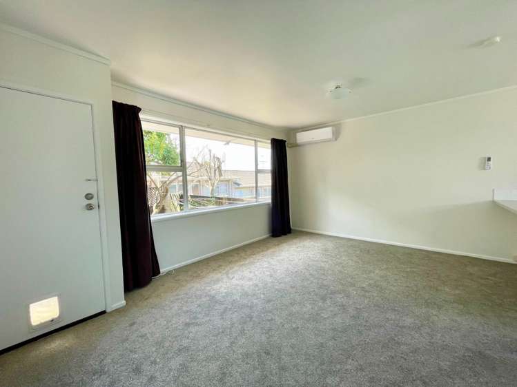 2/68 Ruawai Road Mt Wellington_5