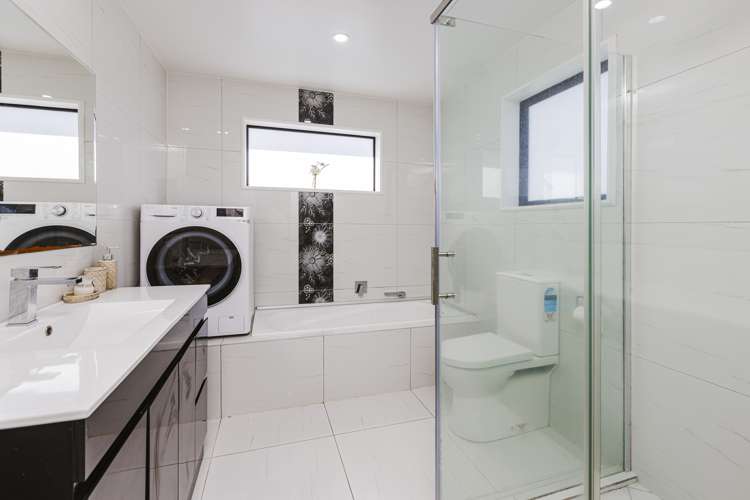 9 Landon Avenue Mangere East_15