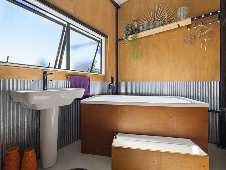 153 Chapman Road Pukekawa_6