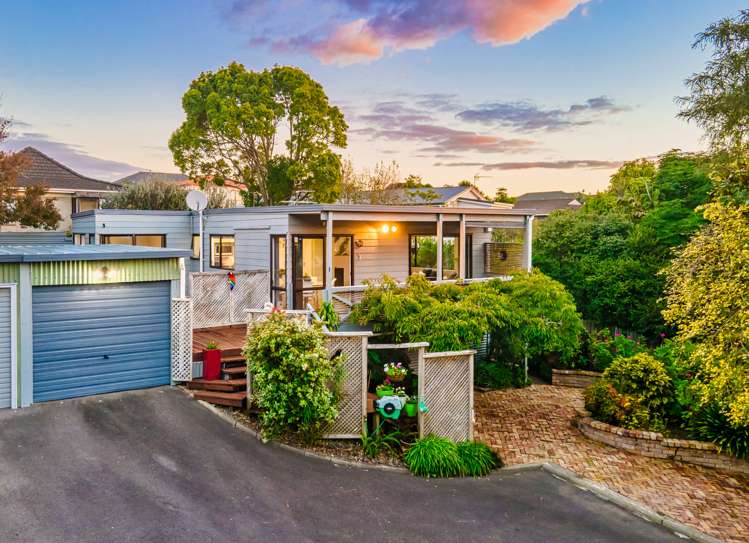 39B Gills Road Bucklands Beach Manukau City Houses for Sale One